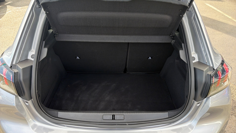 Peugeot 208 1.2 PureTech 100 Allure Premium 5dr Petrol Hatchback